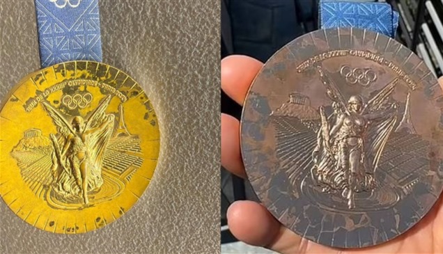 مطالبات باستبدال ميداليات "أولمبياد باريس" بعد تآكل الطلاء