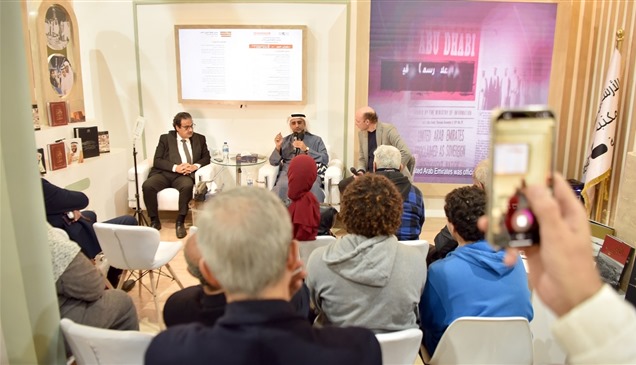 الأرشيف والمكتبة الوطنية يضيء على تجربته في"القاهرة للكتاب"