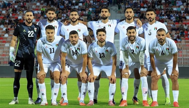 منتخب فلسطين يستغل "سوء تفاهم" ويهزم نظيره الجزائري 