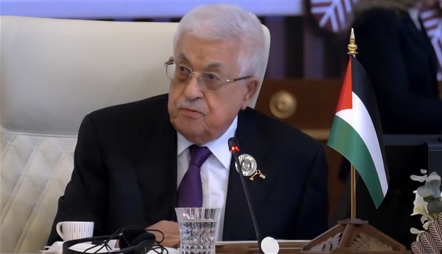 حان الوقت لسلام دائم..الرئيس الفلسطيني يرحب بإعلان ترامب وقف الحرب في غزة