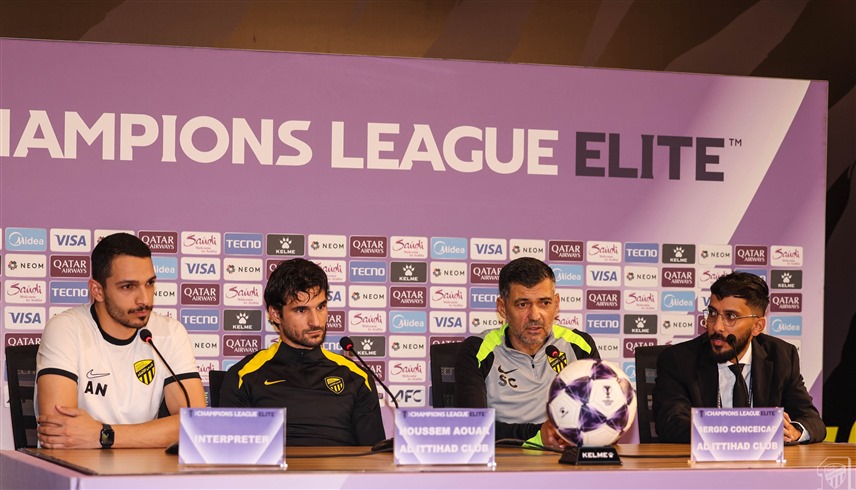 مدرب الاتحاد سيرجيو كونسيساو خلال المؤتمر الصحافي (إكس)