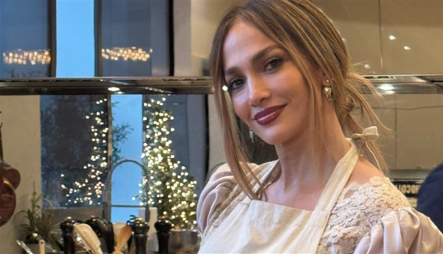 من مطبخها.. جينيفر لوبيز توثق احتفال "عيد الشكر" مع عائلتها