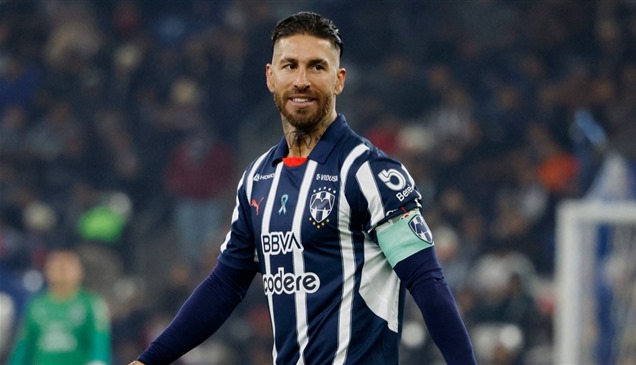 راموس يغازل ريال مدريد بصورة و"إعجاب" 