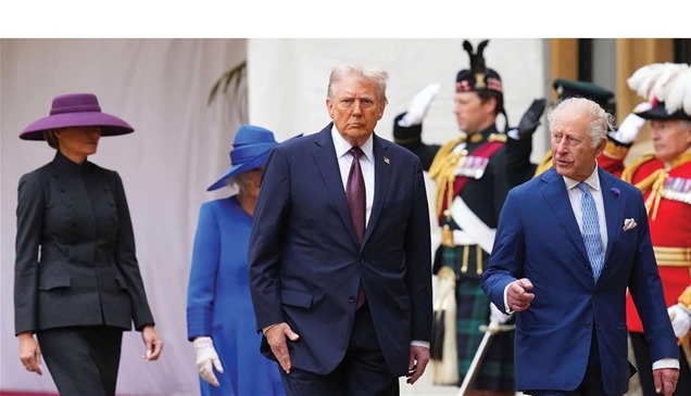 بسبب فضيحة إبستين.. ترامب يتعاطف مع العائلة المالكة البريطانية