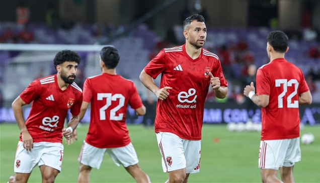 الشوط الأول.. التعادل الإيجابي يسيطر على قمة الأهلي وسيراميكا