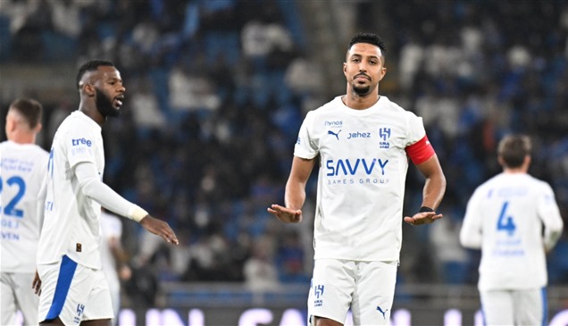 ثنائية الدوسري تنقذ الهلال من التعثر أمام النجمة العنيد