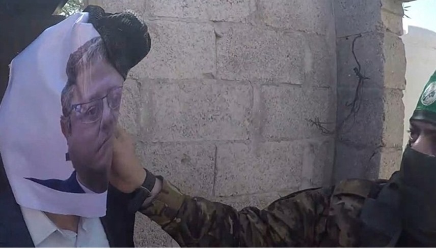 مشهد من مقطع الفيديو الذي نشرته القناة 13 العبرية (إكس)
