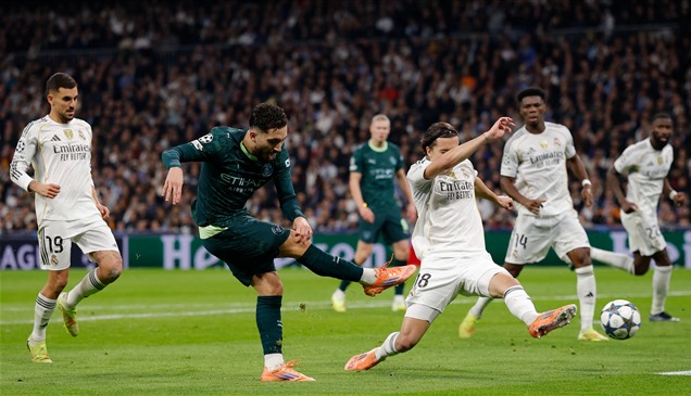 عرض مالي من باريس لإغراء مدافع ريال مدريد بالرحيل
