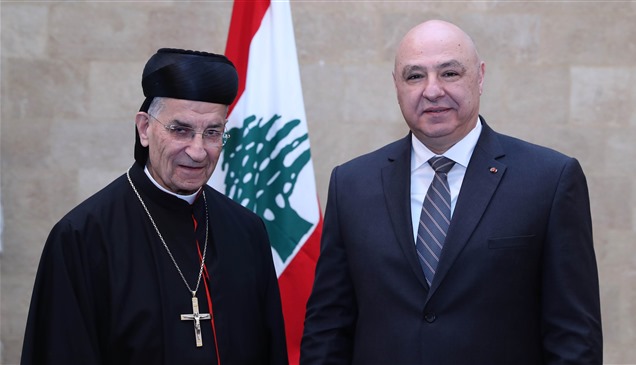 الرئيس اللبناني: تم إبعاد شبح الحرب عن بلادنا