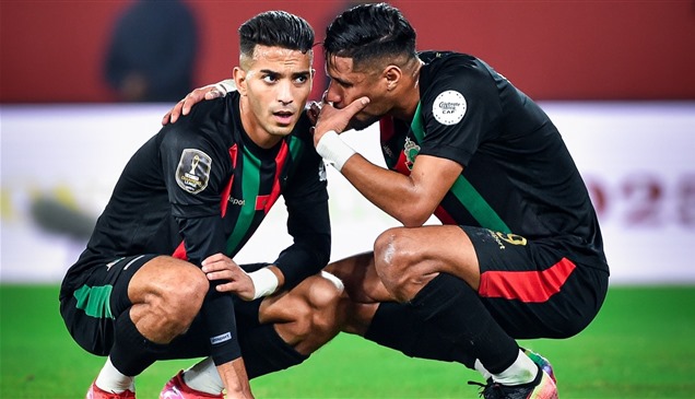  بسبب أحداث مباراة الأهلي.. "كاف" يعاقب جمهور الجيش الملكي