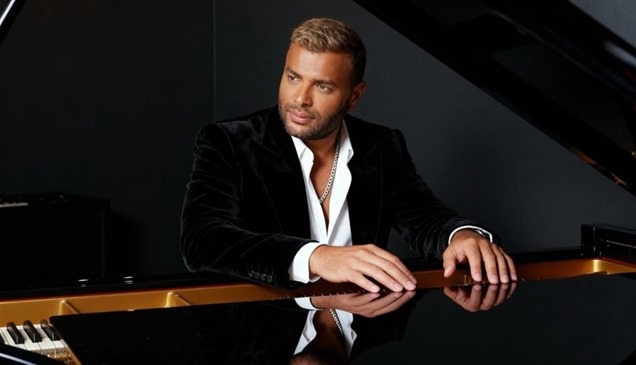 رامي صبري يوجه تحذيراً شديد اللهجة لشعراء وملحنين يتعامل معهم