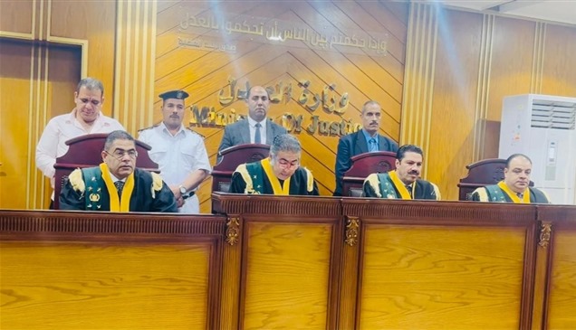 شرع في قتل ضابط..مصر: السجن 15 عاماً لـ "شاعر الإخوان"