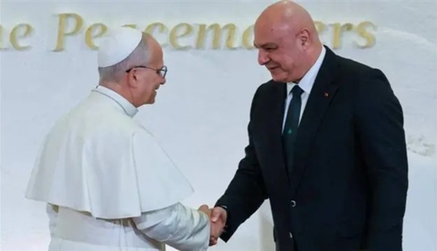 تعبنا من المهاترات..عون: يجب أن يكون حزبناً واحداً هو لبنان 