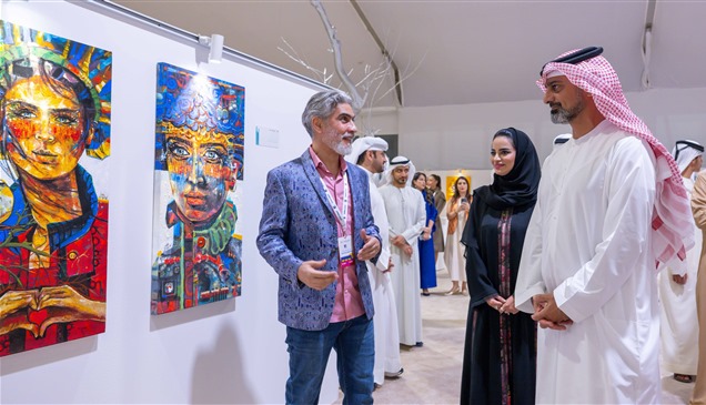 ولي عهد عجمان يفتتح "المربعة للفنون"