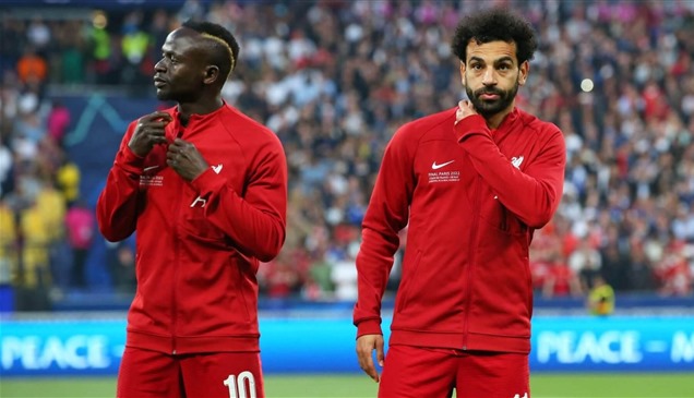 ماني يثير الجدل بصورة.. ما علاقة "مو" بالموضوع؟