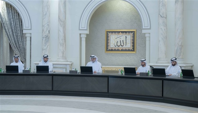 تنفيذي الشارقة يعتمد هياكل تنظيمية جديدة ويبحث دعم الأنشطة التجارية الحديثة