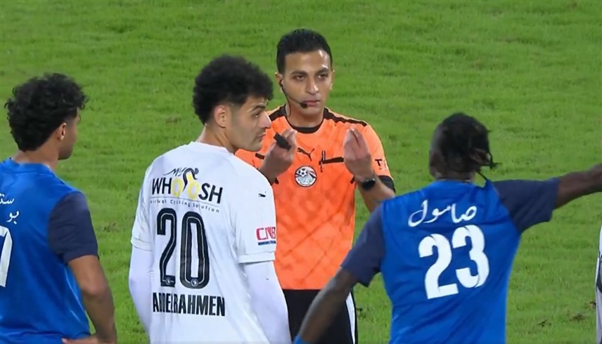 من مباراة بيراميدز وسموحة (إكس)