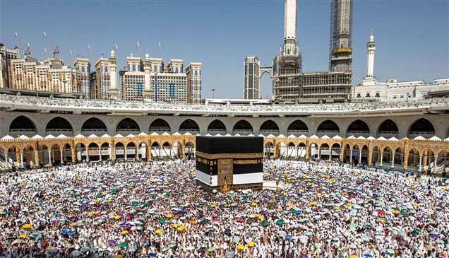 الإمارات تحدد لقاحات إلزامية قبل السفر إلى الحج والعمرة 