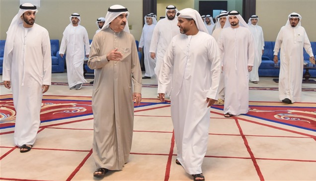 حاكم أم القيوين يستقبل المهنئين بشهر رمضان
