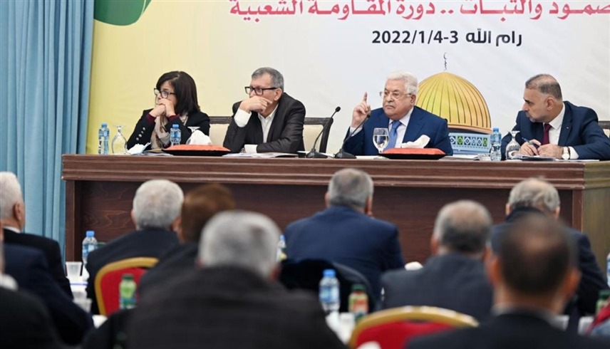 اجتماع سابق لأعضاء المجلس المركزي الفلسطيني بقيادة عباس (أرشيف)