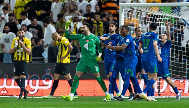 الفتح يصدم الاتحاد ويشعل فتيل المنافسة في صدارة دوري روشن