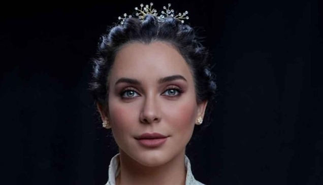نقيب الفنانين السوريين يرد على حظر ظهور سلاف فواخرجي على الشاشة