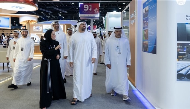 ذياب بن محمد بن زايد يزور الدورة الرابعة من "اصنع في الإمارات"