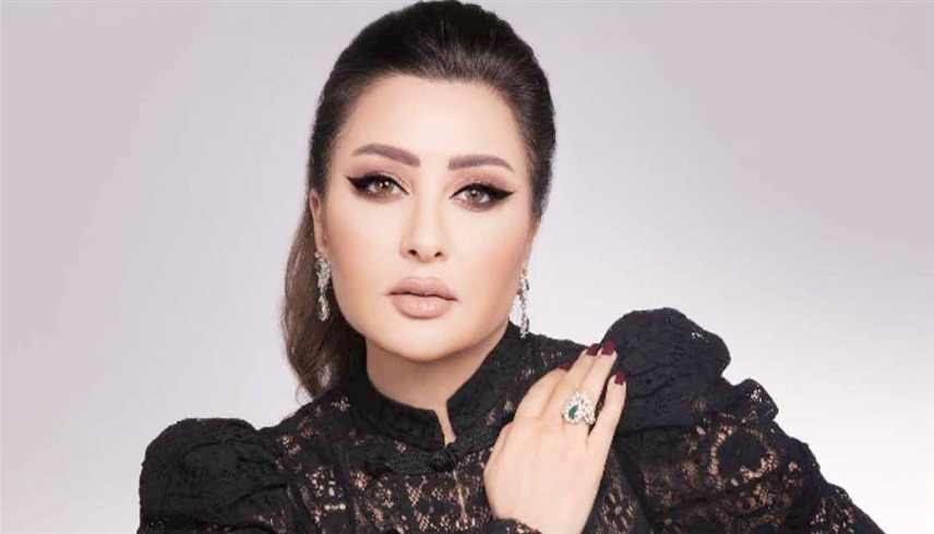 الفنانة لطيفة التونسية 