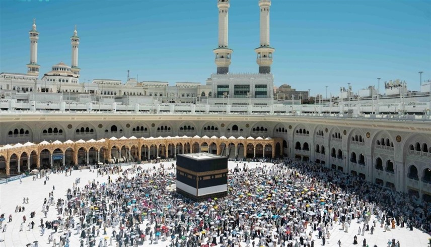 الحجاج المتعجلون يؤدون طواف الوداع (واس)