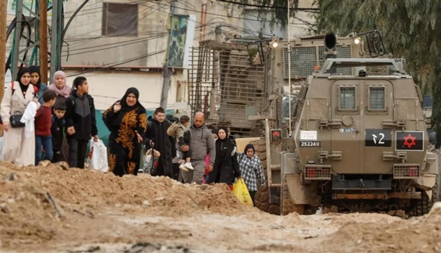 أطردتهم منها..إسرائيل تحول منازل فلسطينيين إلى مواقع عسكرية في جنين 