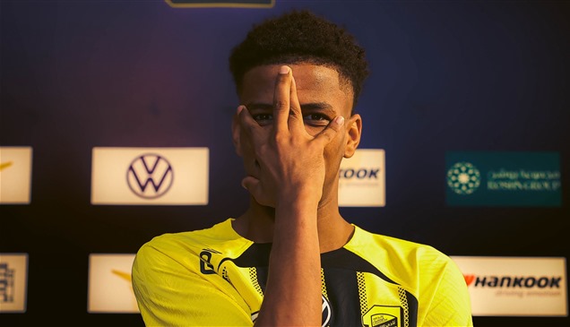 اتحاد جدة يتعاقد مع برناوي لمدة 3 مواسم