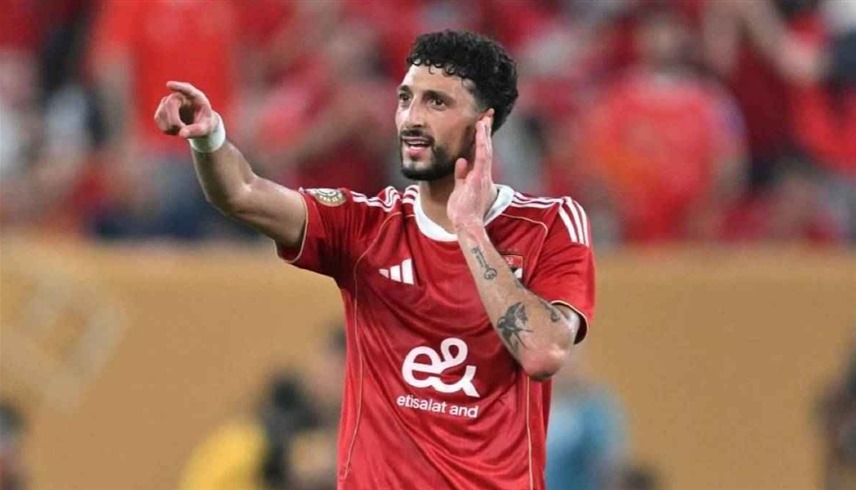 مهاجم الأهلي وسام أبو علي (إكس)