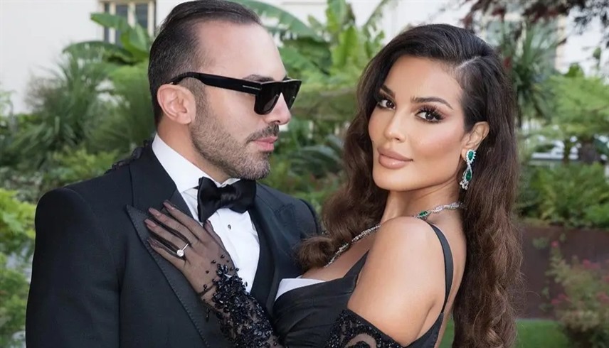 الفنانة نادين نجيم وخطيبها 