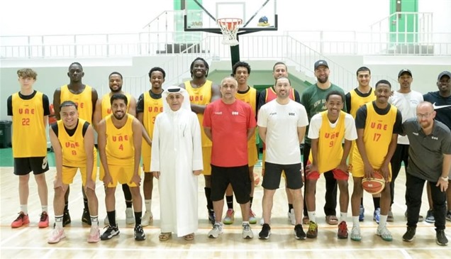 منتخب الإمارات يواجه الكويت غدا في افتتاح البطولة العربية لكرة السلة