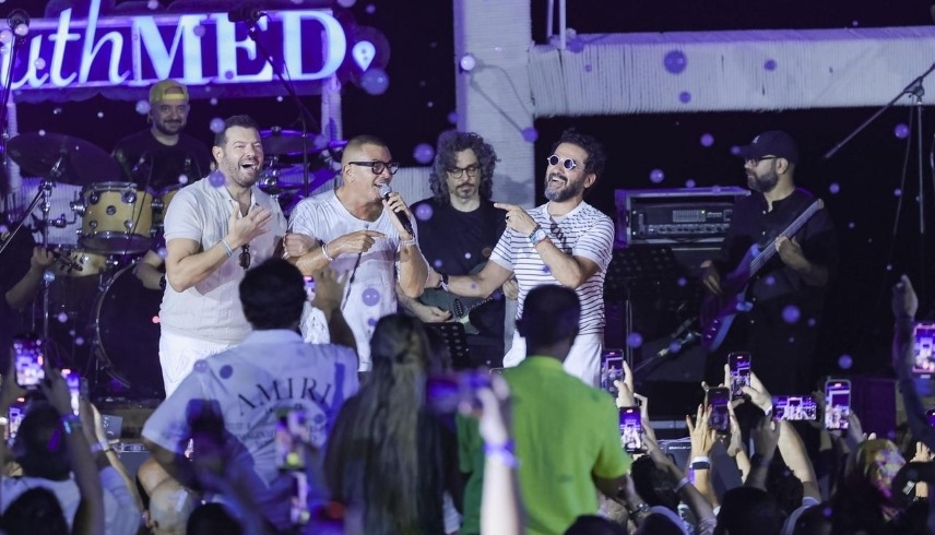 عمرو دياب برفقة عمرو يوسف وأحمد حلمي