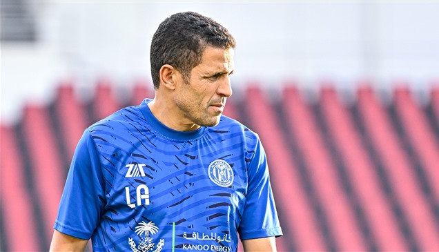 عموتة ينضم إلى قائمة فييرا كأسرع مدرب يُقال في الدوري الإماراتي