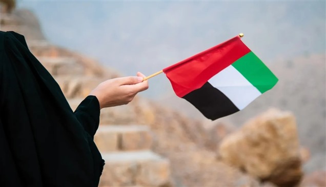 الإمارات تحتفل غداً بـ "يوم المرأة الإماراتية"