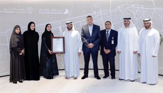 أول جهة عالمياً.. بلدية دبي تنال شهادة المطابقة الدولية للمساواة بين الجنسَين وتمكين المرأة