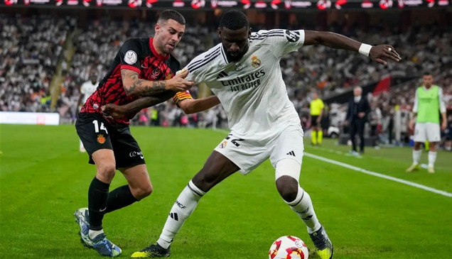 بسبب ريال مدريد.. مايوركا ينهال على قائده بالعقوبات