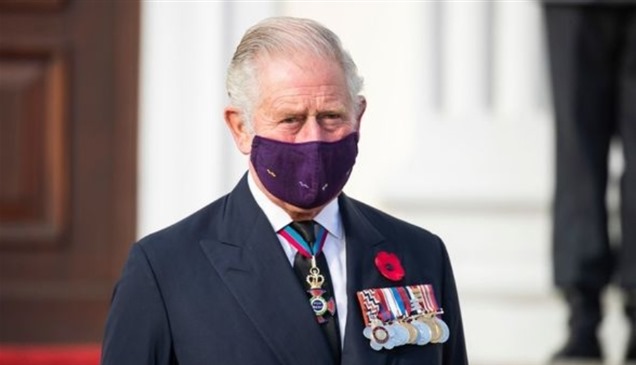 هل تسبب لقاح كوفيد في إصابة الملك تشارلز بالسرطان؟ طبيب يثير الجدل