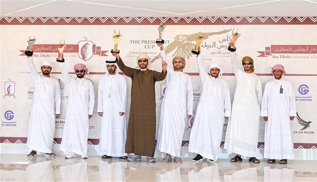 "البخت" و"رولكس" و"إس 73" تتصدر منافسات كأس رئيس الدولة للصيد بالصقور