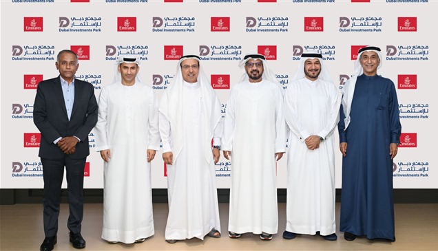 طيران الإمارات توقع اتفاقية لتطوير مجمع سكني لأطقم الضيافة