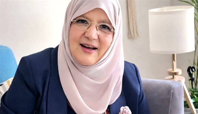 "لست حزينة على ابنك".. شمس البارودي ترد على اتهام صادم
