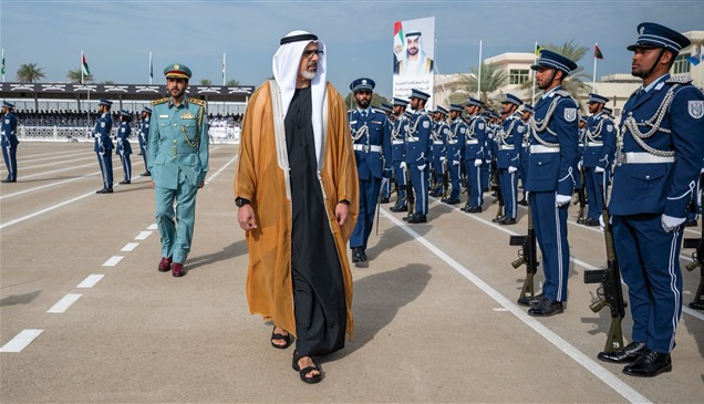 تحت رعاية رئيس الدولة.. خالد بن محمد بن زايد يشهد حفل تخريج كلية الشرطة