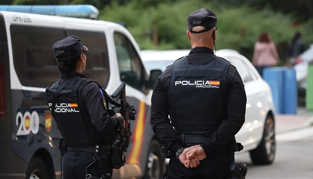 حول لها 700 ألف دولار..إسبانيا تعتقل صينياً بتهمة تمويل حماس