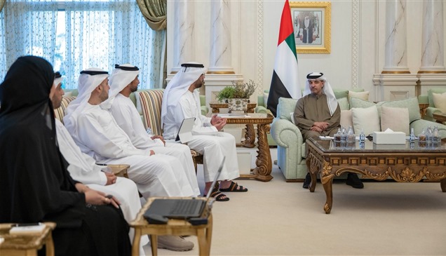 هزاع بن زايد يطّلع على أبرز مشاريع الطاقة والمياه في العين
