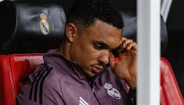 أرنولد يدفع ضريبة دكة ريال مدريد