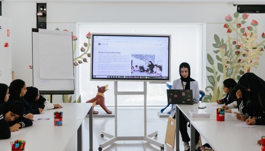 خطوة تعليمية جديدة.. اللوفر أبوظبي يدمج الثقافة بالمناهج
