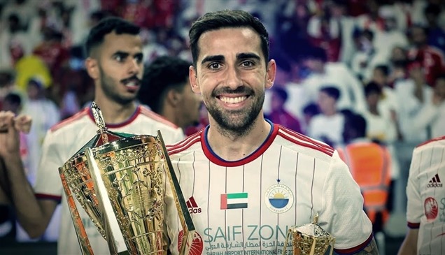 باكو ألكاسير ينهي مشواره الاحترافي من بوابة الدوري الإماراتي