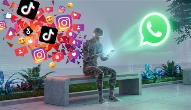 إنستغرام أم واتساب؟.. تقرير السعادة العالمي 2026 يكشف من يهدد صحتك النفسية